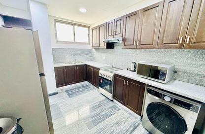 Apartment - 2 Bedrooms - 2 Bathrooms for rent in Seef - Capital Governorate