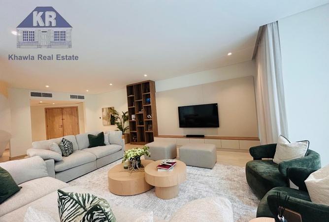 56390566 - Property Image 2