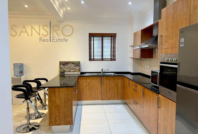 1002492 - Property Image 3