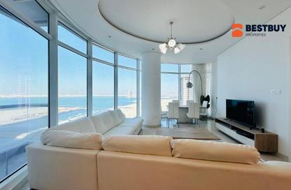 Apartment - 2 Bedrooms - 4 Bathrooms for rent in Al Juffair - Capital Governorate