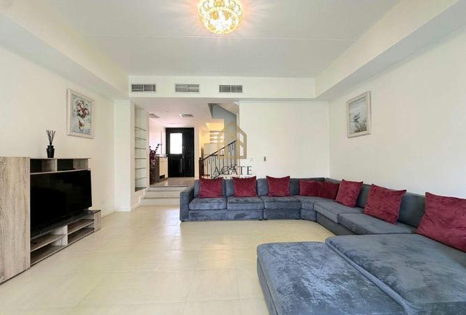 1002974 - Property Image 2