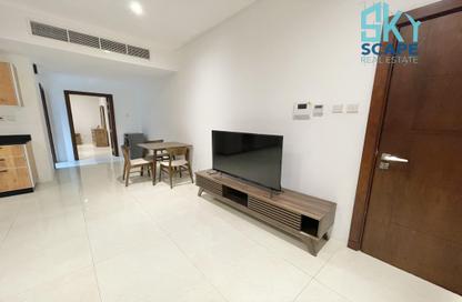 Apartment - 1 - 1 for rent in Sanabis - Manama - Capital Governorate