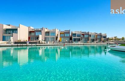 Villa - 4 - 5 for rent in Al Naseem - Diyar Al Muharraq - Muharraq Governorate