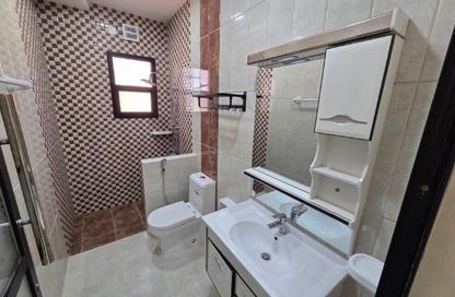 Apartment - 2 Bedrooms - 2 Bathrooms for rent in Sanad - Central Governorate