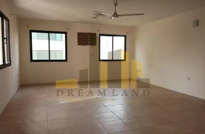 Apartment - 2 Bedrooms - 2 Bathrooms for rent in Ghuraifah (Old Juffair) - Manama - Capital Governorate