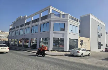 مجمعات للإيجار - استوديو - 6 حمامات للايجار في المحرق - المحرق