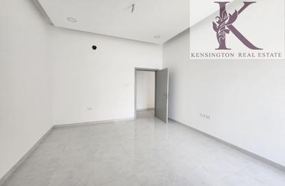 Villa - 4 - 5 for sale in Karzakkan - Northern Governorate