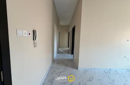Apartment - 2 Bedrooms - 2 Bathrooms for rent in Segaya - Manama - Capital Governorate