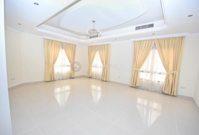 1001487 - Property Image 3