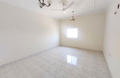 Apartment - 3 Bedrooms - 2 Bathrooms for rent in Arad - Muharraq Governorate Apartment - 3 Bedrooms - 2 Bathrooms for rent in Arad - Muharraq Governorate