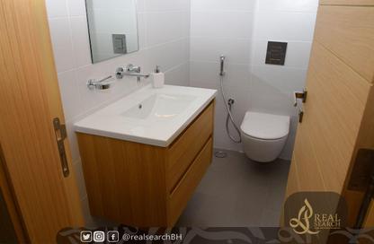 Apartment - 1 Bedroom - 2 Bathrooms for rent in Al Juffair - Capital Governorate Apartment - 1 Bedroom - 2 Bathrooms for rent in Al Juffair - Capital Governorate