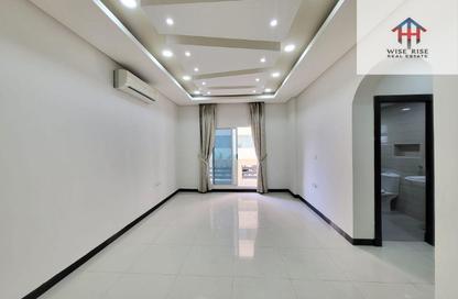Apartment - 2 Bedrooms - 2 Bathrooms for rent in Hidd - Muharraq Governorate