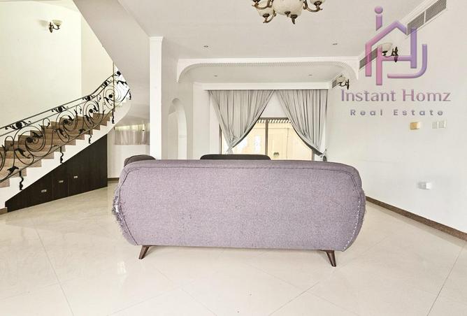 994765 - Property Image 2