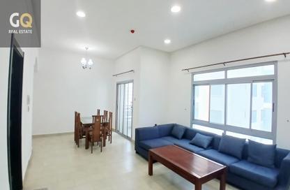 Apartment - 2 Bedrooms - 2 Bathrooms for rent in Janabiya - Northern Governorate