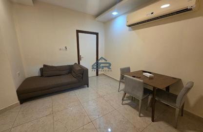 Apartment - 1 - 1 for rent in Seef - Capital Governorate