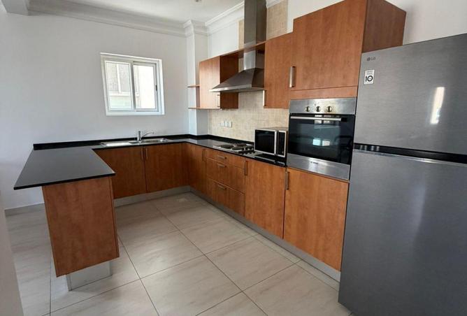 996388 - Property Image 2