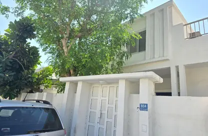 Villa - 4 Bedrooms - 3 Bathrooms for rent in Zinj - Manama - Capital Governorate