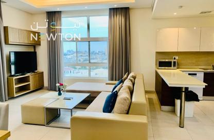 Apartment - 2 Bedrooms - 3 Bathrooms for rent in Al Juffair - Capital Governorate