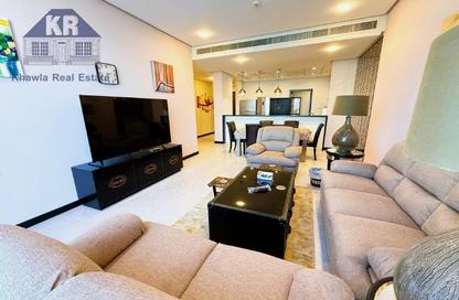 Apartment - 2 Bedrooms - 3 Bathrooms for rent in Reef Island - Capital Governorate
