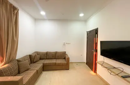 Apartment - 1 Bedroom - 1 Bathroom for rent in Gufool - Manama - Capital Governorate