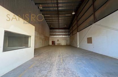 Warehouse - Studio - 1 Bathroom for rent in Salmabad - Central Governorate