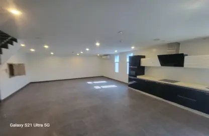 Apartment - 5 Bedrooms - 4 Bathrooms for rent in Saar - Northern Governorate