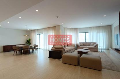 Apartment - 3 Bedrooms - 3 Bathrooms for rent in Amwaj Avenue - Amwaj Islands - Muharraq Governorate
