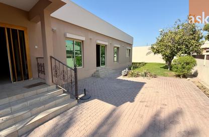 Villa - 4 Bedrooms - 6 Bathrooms for rent in Saar - Northern Governorate