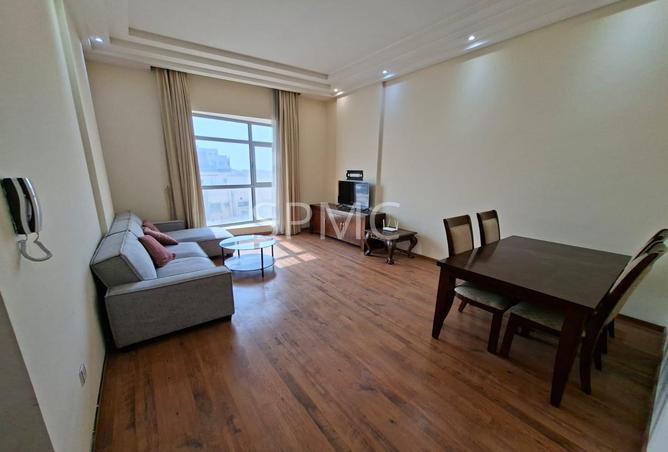 999786 - Property Main Image