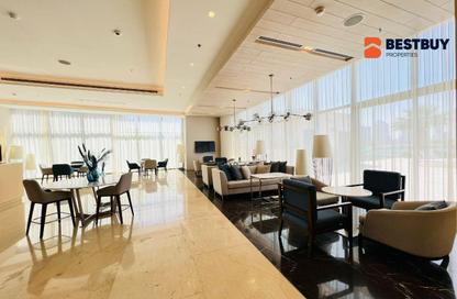 Apartment - 2 Bedrooms - 3 Bathrooms for rent in Reef Island - Capital Governorate