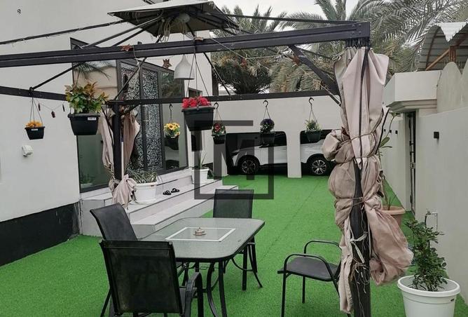 975128 - Property Image 2