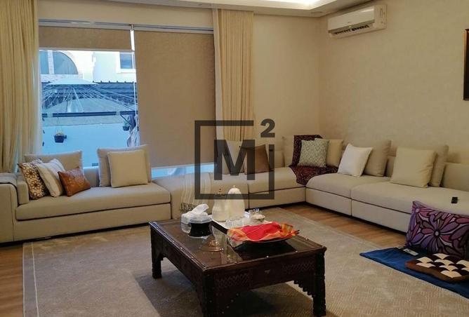 975128 - Property Image 3