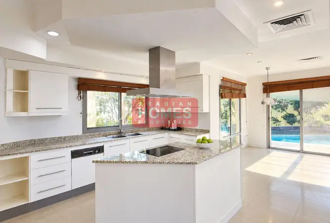 57639592 - Property Image 2