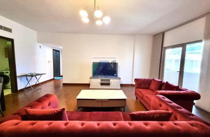 Apartment - 2 Bedrooms - 2 Bathrooms for rent in Al Juffair - Capital Governorate