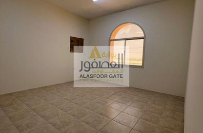 Apartment - 3 Bedrooms - 2 Bathrooms for rent in Sitra - Central Governorate Apartment - 3 Bedrooms - 2 Bathrooms for rent in Sitra - Central Governorate