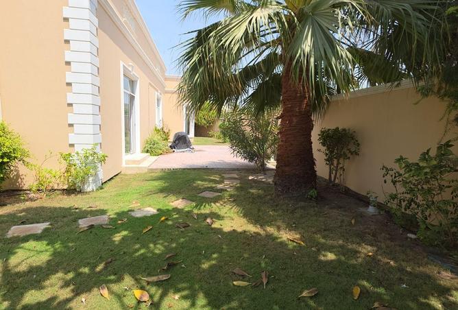 1000458 - Property Image 2