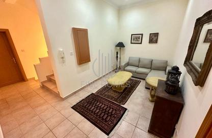 Villa - 4 Bedrooms - 6 Bathrooms for rent in Zinj - Manama - Capital Governorate