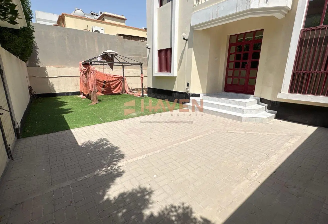 54262139 - Property Main Image