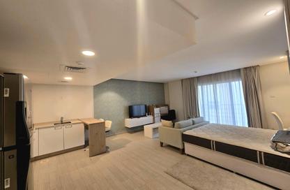 Apartment - Studio - 1 Bathroom for rent in Busaiteen - Muharraq Governorate