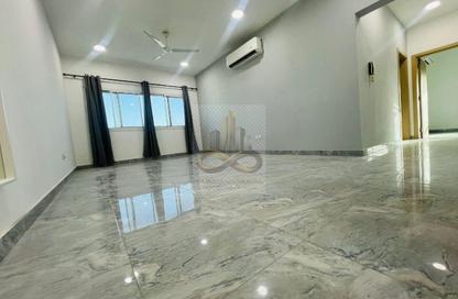 Apartment - 2 - 2 for rent in Gudaibiya - Manama - Capital Governorate Apartment - 2 - 2 for rent in Gudaibiya - Manama - Capital Governorate