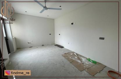 Villa - 4 - 5 for sale in Hamala - Northern Governorate
