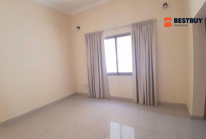 988948 - Property Main Image