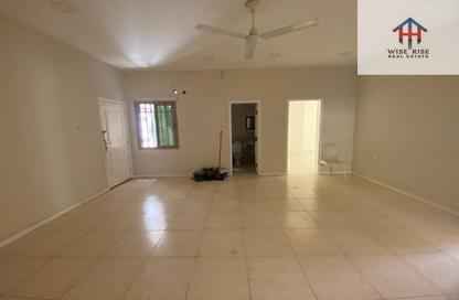 Apartment - 3 Bedrooms - 2 Bathrooms for rent in Sanad - Central Governorate Apartment - 3 Bedrooms - 2 Bathrooms for rent in Sanad - Central Governorate