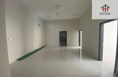 شقة - 3 غرف نوم - 2 حمامات للايجار في الرفاع الغربي - الرفاع - المحافظة الجنوبية