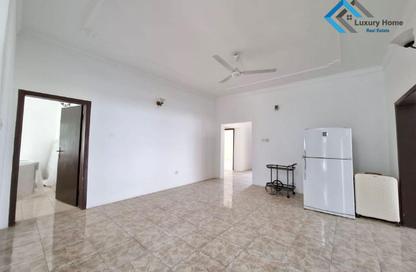 مجمع سكني - 3 غرف نوم - 3 حمامات للايجار في جنوسان - المحافظة الشمالية