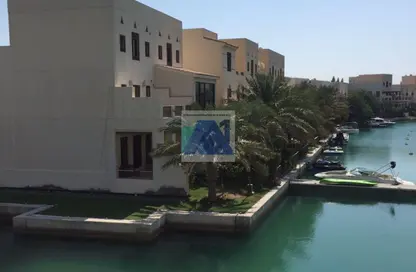 شقة - 2 غرف نوم - 2 حمامات للايجار في مدينة المرسى - أمواج - المحرق