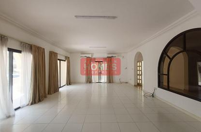 Villa - 5 Bedrooms - 5 Bathrooms for rent in Adliya - Manama - Capital Governorate