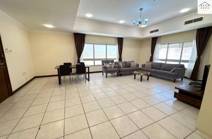 Apartment - 2 - 2 for rent in Al Juffair - Capital Governorate