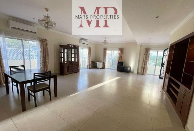 52170310 - Property Image 3