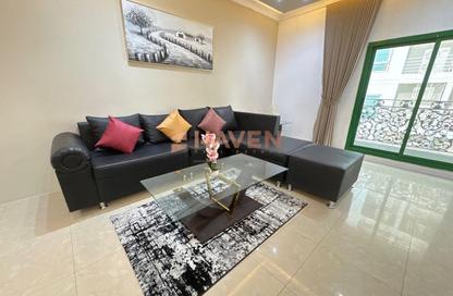 Apartment - 3 Bedrooms - 3 Bathrooms for rent in Busaiteen - Muharraq Governorate